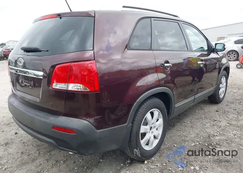 2013 Kia Sorento Lx z USA, uszkodzony, nr VIN 5XYKT3A64DG341941